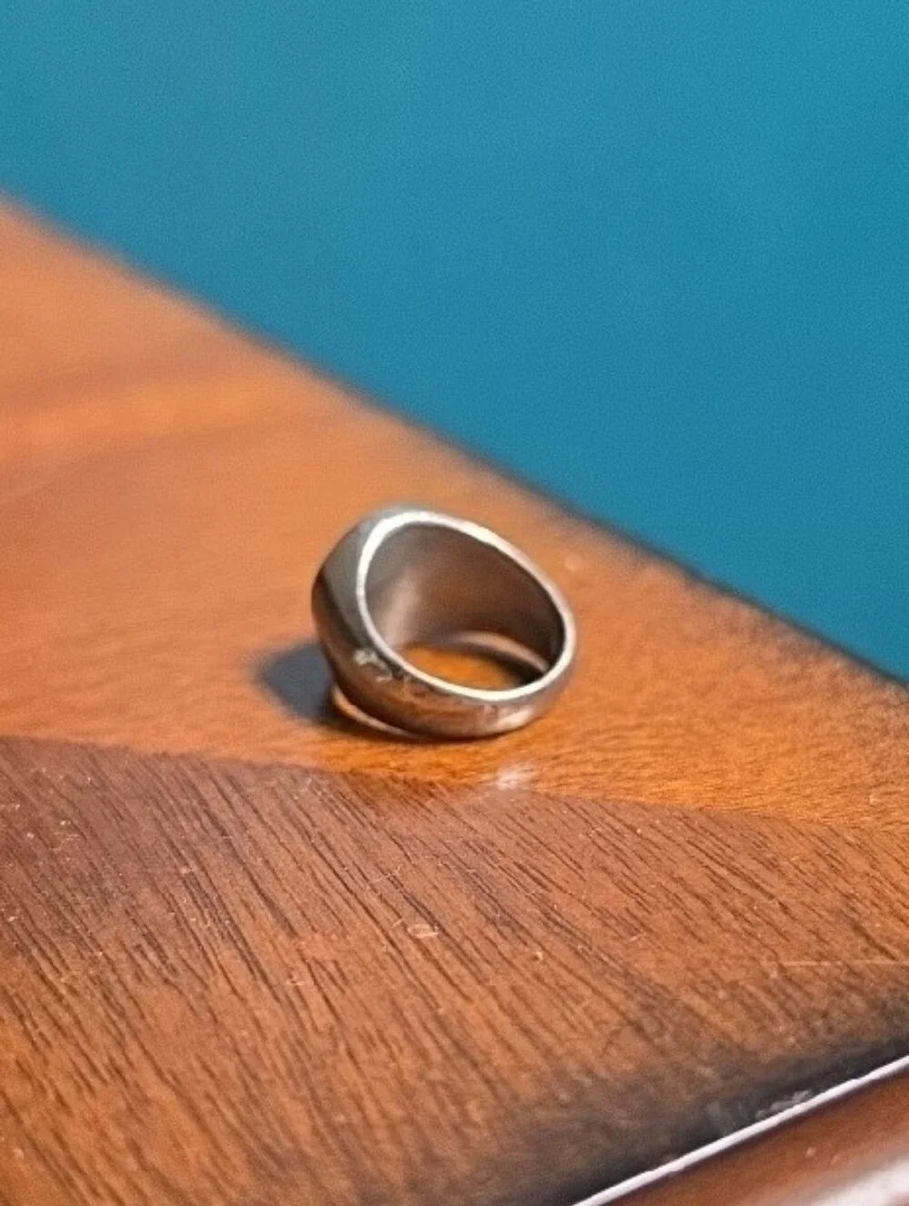 Vintage Silver Scales Signet Ring - Legal Scales Motif